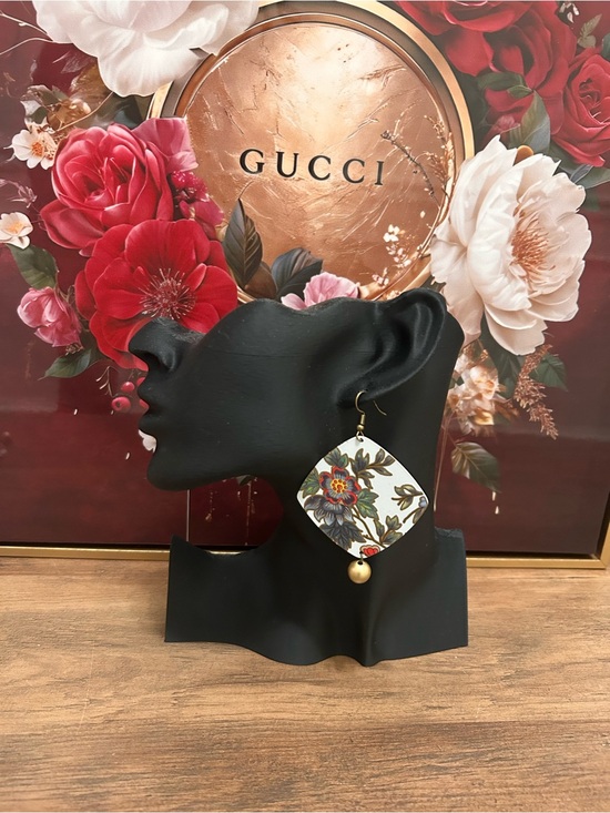Plunder Jewelry - Plunder Floral Drop Earrings